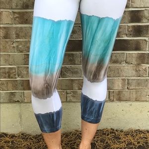 Hard Tail Pants - Hard Tail High Rise Flat Waist Capri Hard Tail Pants - Hard Tail High Rise Flat Waist Capri